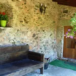 Agrofarm With Animals - Qta Entre Sebes Gospodarstwo wiejskie Cabeceiras de Basto