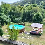 Agrofarm With Animals - Qta Entre Sebes Gospodarstwo wiejskie Cabeceiras de Basto