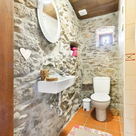 Agrofarm With Animals - Qta Entre Sebes * 卡贝塞拉什德巴什图