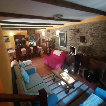 乡村民宿 Agrofarm With Animals - Qta Entre Sebes 卡贝塞拉什德巴什图