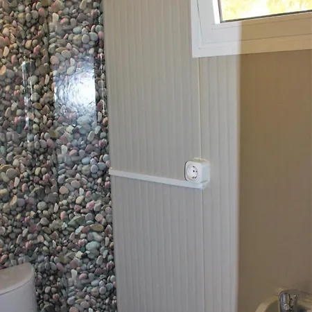 Agrofarm With Animals - Qta Entre Sebes 카베세이라스 드 바스투