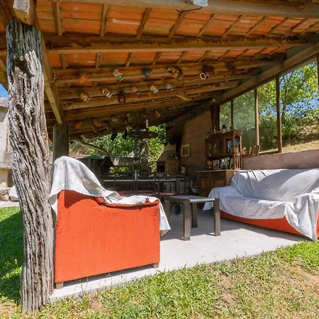 Agrofarm With Animals - Qta Entre Sebes