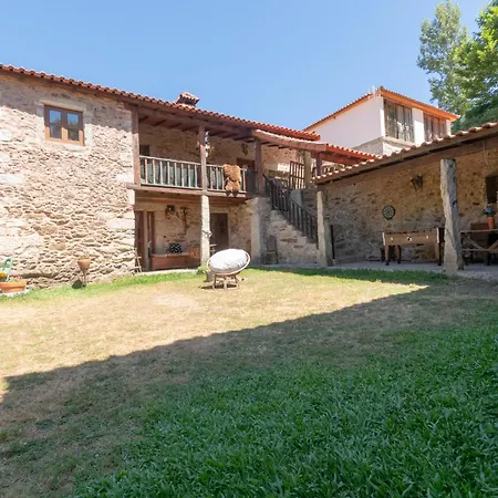 Agrofarm With Animals - Qta Entre Sebes Country house