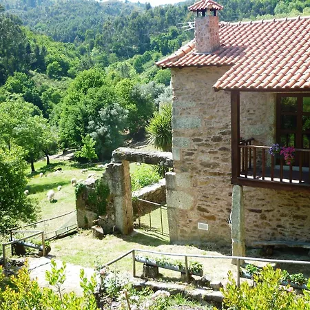 Agrofarm With Animals - Qta Entre Sebes * Cabeceiras de Basto