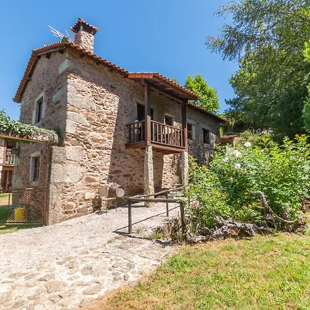 Agrofarm With Animals - Qta Entre Sebes Country house
