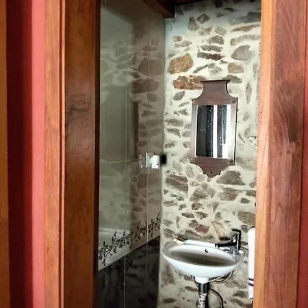 Agrofarm With Animals - Qta Entre Sebes 컨트리하우스